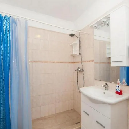 Bertie's Apartman